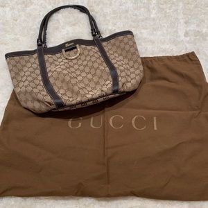 Authentic Gucci tote bag with dust cover